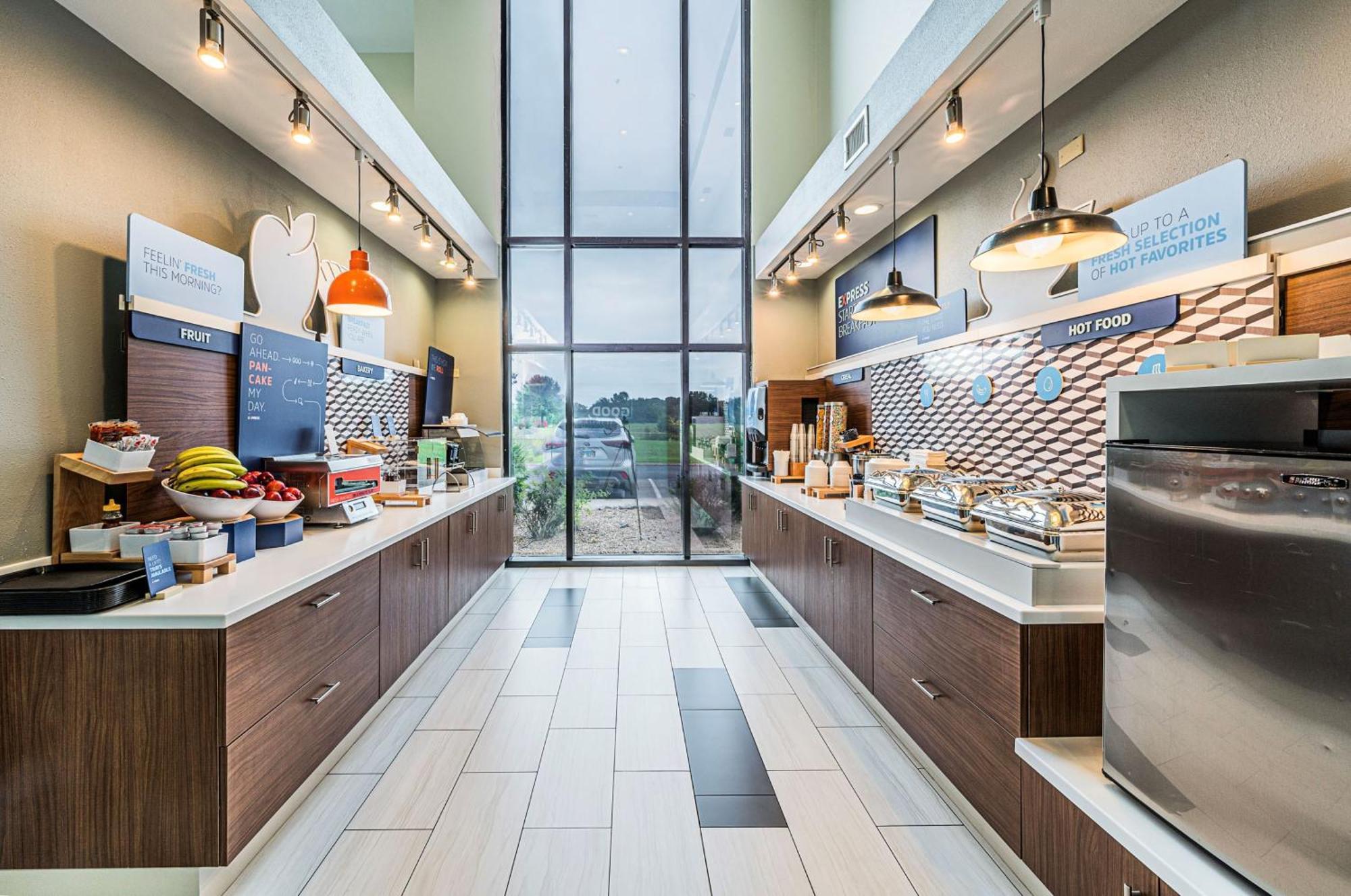 Holiday Inn Express Hotel & Suites Franklin By Ihg Exteriér fotografie